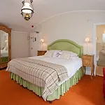 The Wateredge Inn, Ambleside- The Collection Group Inn 4*