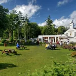 The Wateredge Inn, Ambleside- The Collection Group אמבלסייד